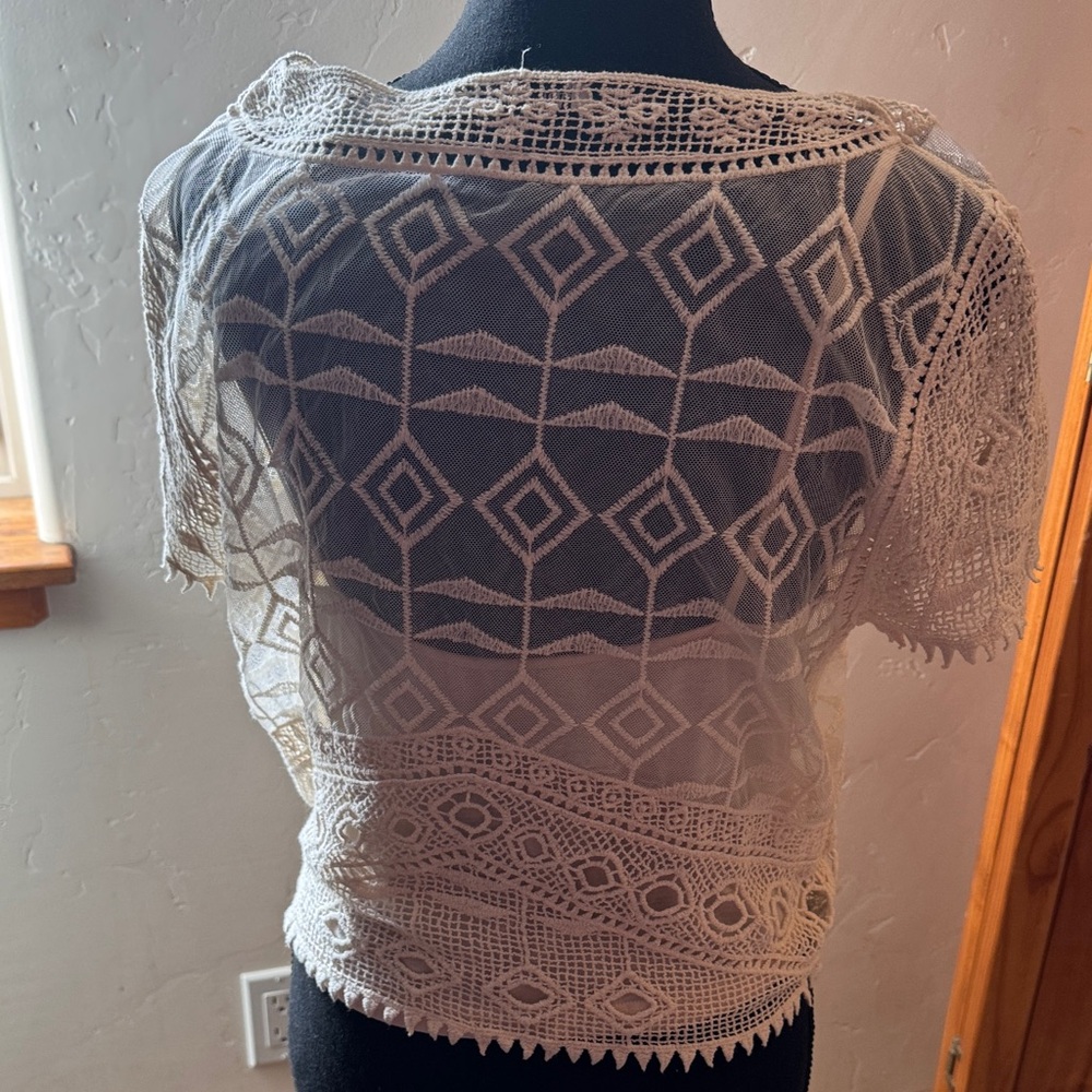 Zara Cream Lace Women's Blouse - Picture 2 of 7